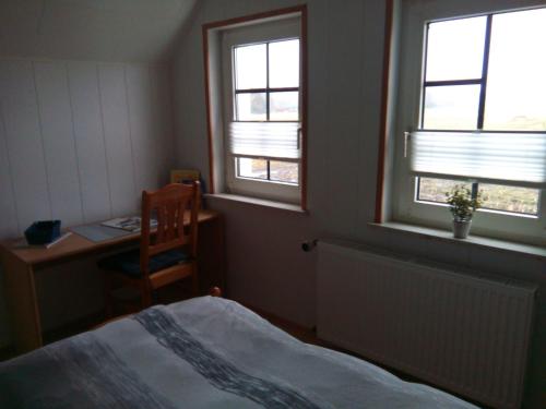Apartment Kleine Ferienwohnung in ruhiger Lage by Interhome in Westoverledingen