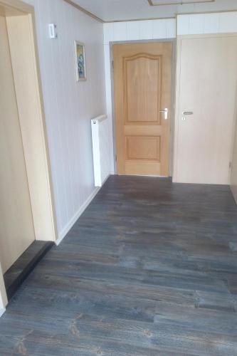 Apartment Kleine Ferienwohnung in ruhiger Lage by Interhome in Westoverledingen