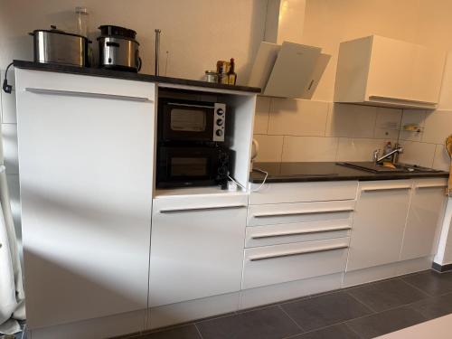 크레펠트 Apartment in Zentrum Krefeld 3성급 게스트하우스 수영장