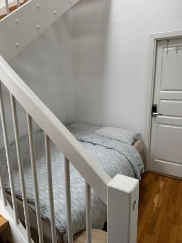 Cozy Budget Room in Central Oslo Shared Bathroom in Grünerløkka