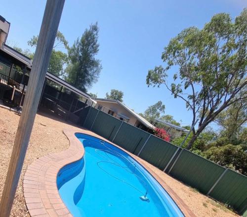 Peldbaseins, Sheik Oasis in Lightning Ridge