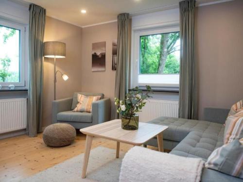 Apartment Fewo Am Sommerberg by Interhome in دوناويشينجين