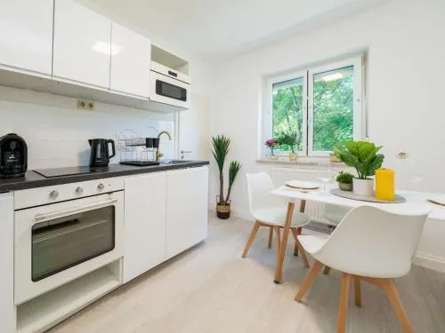 Apartment Eg Links helle 70m 2-Zimmer Wohnung nähe Salzburg by Interhome in Freilassing, Deutschland