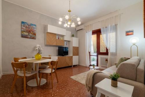 Favara 119 Modern three room apartment near the Gemelli