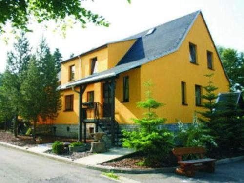 Holiday Home Bergblick by Interhome in Sehmatal