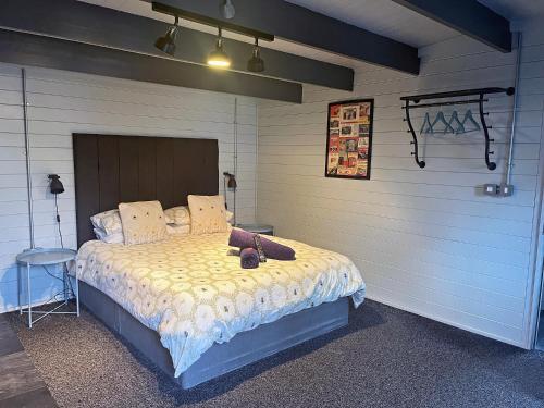 Cosy, Self-Contained Garden Room in City Centre! - Monmouth