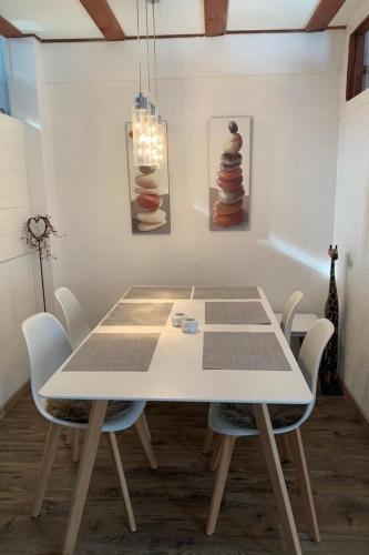 Holiday Home Idyllisches Ferienhaus mit Balkon und Garten by Interhome in 弗里倫多夫