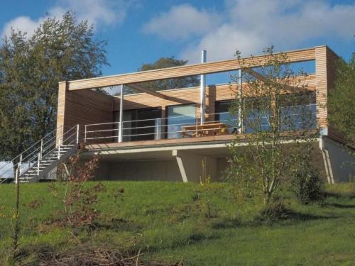 Holiday Home Exklusives Ferienhaus mit Terrasse und Garten by Interhome in Simmerath, Deutschland