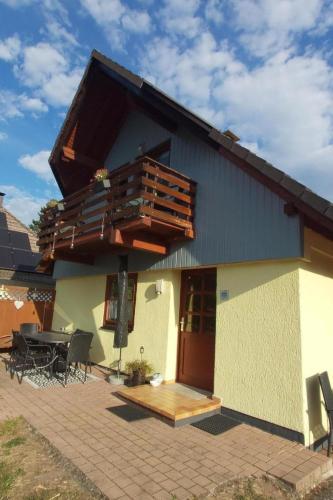 Holiday Home Charmantes Ferienhaus mit Blick auf den Silberse by Interhome in Frielendorf, Deutschland