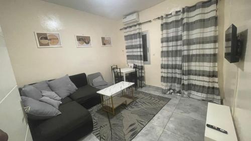 Appartement entier F3 climatisé agréable, spacieux et confortable à Guediawaye Gadaye (Appartement entier F3 climatise agreable, spacieux et confortable a Guediawaye Gadaye) in Guediawaye