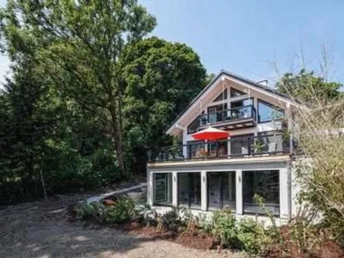 Apartment in Holzhausen mit Terrasse by Interhome in Utting am Ammersee, Deutschland