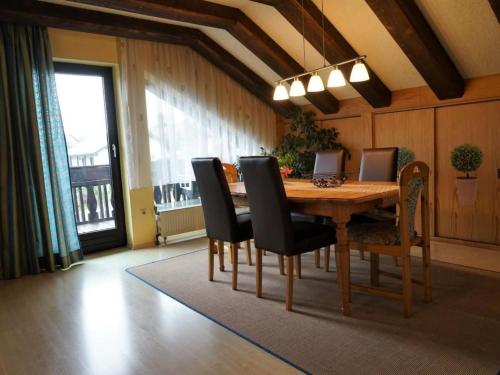 Apartment Große Ferienwohnung in Stadtsteinach by Interhome in Stadtsteinach