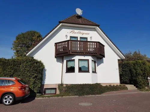 Apartment Strandnahe Ferienwohnung in Glowe auf Rügen by Interhome in Glowe, Deutschland