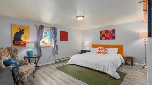 Eclipse Condo - Beautiful 2 Bedroom Stay by Beach in Pepin, USA