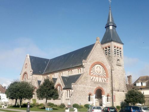 Holiday Home Holiday villa Les Jumeaux Le Touquet - Die Zwillinge Le Touquet by Interhome in Le Touquet