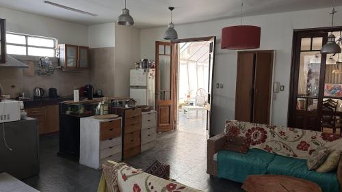 Amorrortu's House - Spacious House Meters Away from Palermo in Colegiales