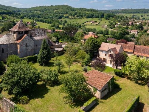Holiday Home Domaine Les Haut mit eigenem Garten by Interhome in Saint-Jean-Lespinasse