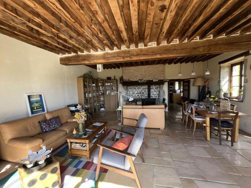 Holiday Home Landhaus mit eingezäuntem Garten by Interhome (Holiday Home Landhaus mit eingezauntem Garten by Interhome) in Saint-Saulge