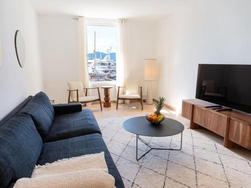 Apartment Außergewöhnliche Wohnung am Hafen by Interhome