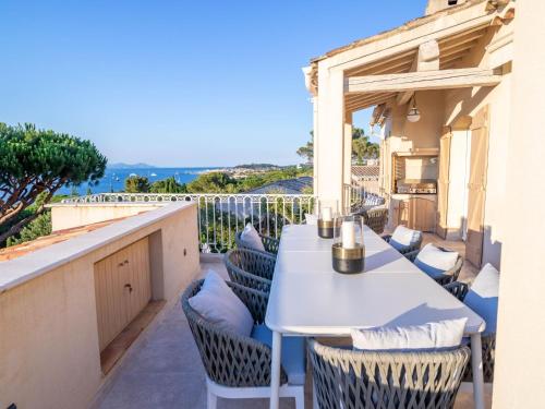 Holiday Home Villa Marguerite mit eigenem Garten und Terrasse by Interhome
