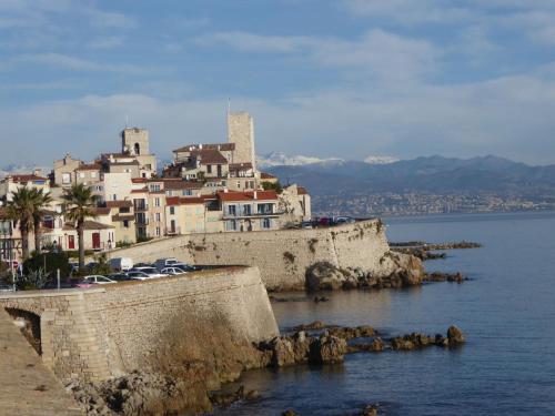 Apartment Die Garten von Antibes by Interhome in La Fontonne