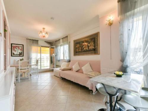 Apartment Boite d'Amour Wohnung mit Terrasse und Solarium by Interhome
