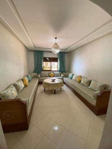 New Apartment Families - Tanger Malabata iris 2ch & salon - face HILTON Proche mer TGV corniche parking - image 2