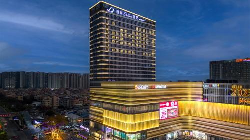 Xana Deluxe Hotel Foshan Kingbuy Center-佛山南海金铂中心希岸Deluxe酒店