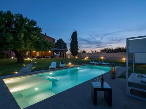 Holiday Home Villa Traiani- Marken Urlaub- privater Pool by Interhome in Piagge