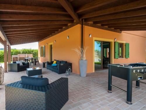 Holiday Home Villa Traiani- Marken Urlaub- privater Pool by Interhome in Piagge