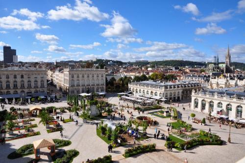 Grand Hotel De La Reine