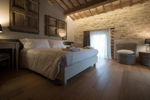  Villa Anitori Prestige Relais & Spa in Loro Piceno