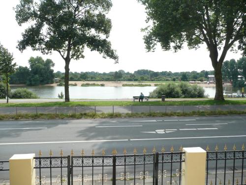 Turmhotel Weserblick Bremen - image 11
