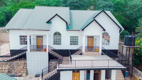 Imani Luxury House- Stylistic & Homely in Iringa