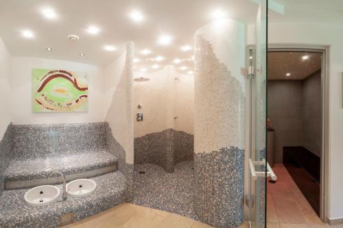 Alpenhotel Badmeister – Flattach, WA