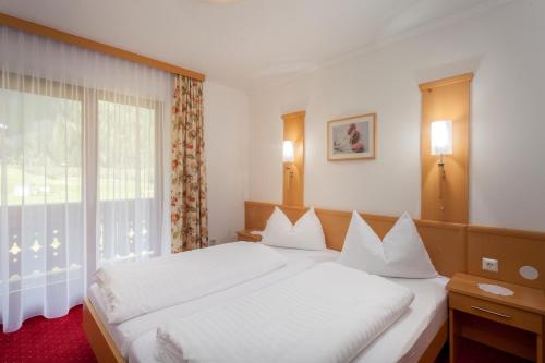 Alpenhotel Badmeister – Flattach, WA