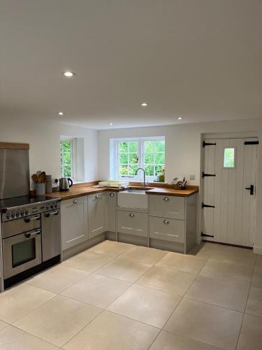 3 bedroom remote rural idyll on the North Downs in Badlesmere