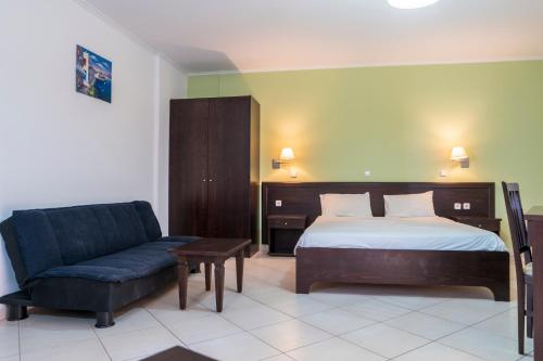 Rio Hotel - image 10
