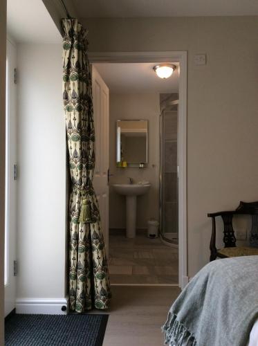 Three-Cranes Room Type - Double Room with Garden View