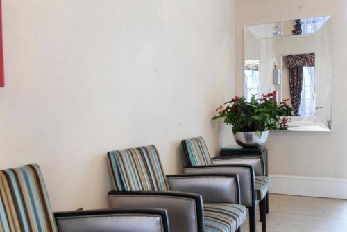 Astors Belgravia - image 12