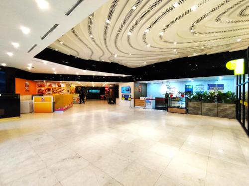 ห้องอาหาร, เก็นติ้ง ฟ็อกกี้โคลด์สเตย์เคชั่น แอท ไอเดเลเมน บาย แฮปปี้โฮม (GENTING FoggyColdStayCation AT IDelemen By HAPYHOME) in เก็นติ้ง ไฮแลนด์