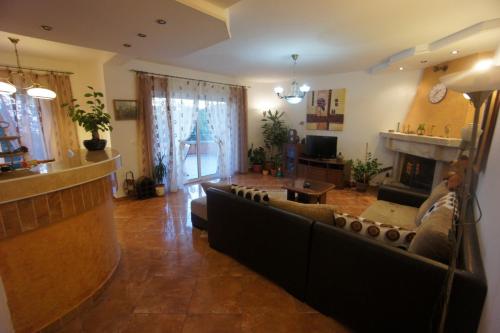 Villa Nadia - image 2