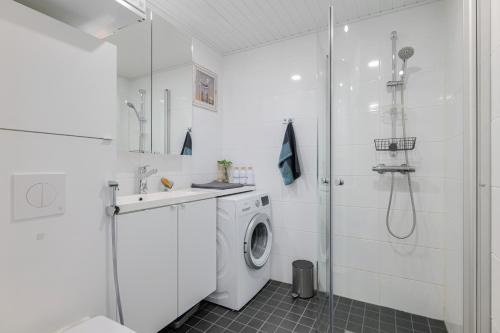 QnQ studio apartment in Pukinmäki