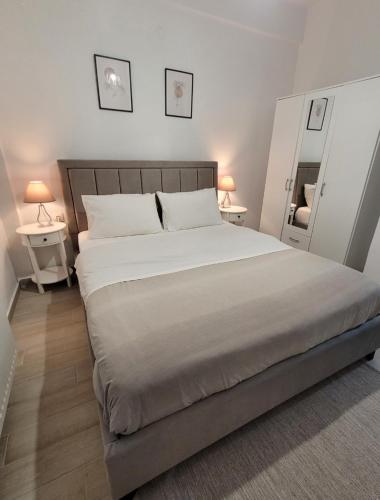 Center River Apartment in Florina