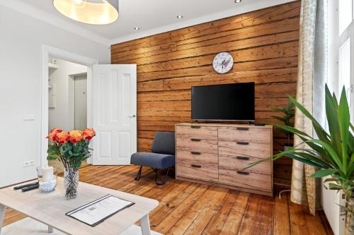 Cozy Private Apartment in Lovely Kadriorg, Tallinn