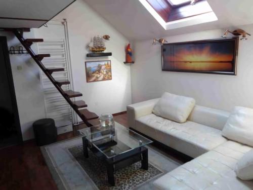  Airport Luxury Apartment, Unterkunft in Velika Gorica