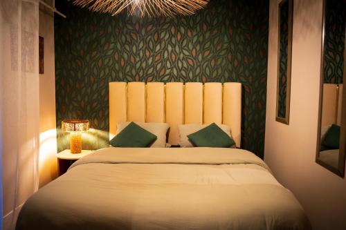 Le 8 Suite Spa Privative Sauna et Jacuzzi parking gratuit