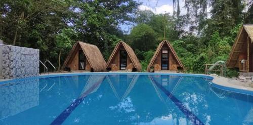 Serenity Cove Resort - Laguna