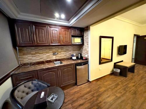 Bếp, Queens Suite Hotel in Beirut