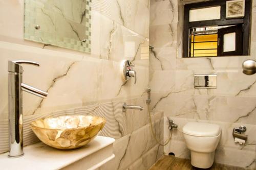 Hotel South Fern – Calcutta, LA